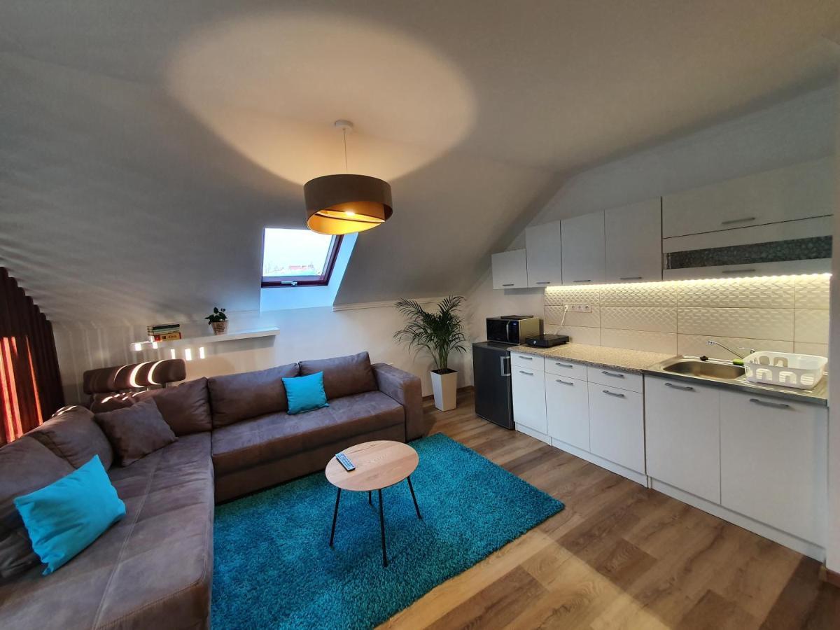 Reteskert Vendeghaz Es Apartman ベーラパットファールヴァ エクステリア 写真